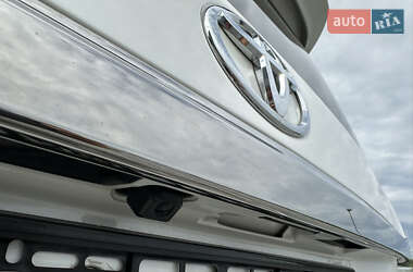 Минивэн Toyota Vellfire 2014 в 
