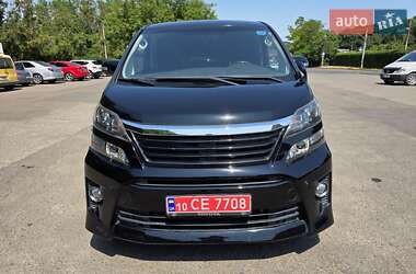 Минивэн Toyota Vellfire 2013 в 
