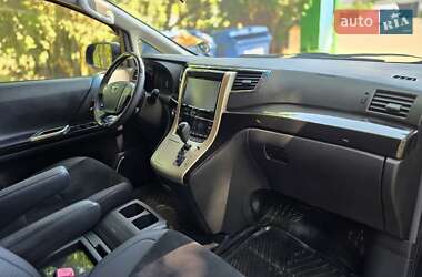 Минивэн Toyota Vellfire 2013 в 