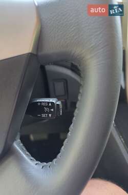 Минивэн Toyota Vellfire 2013 в 