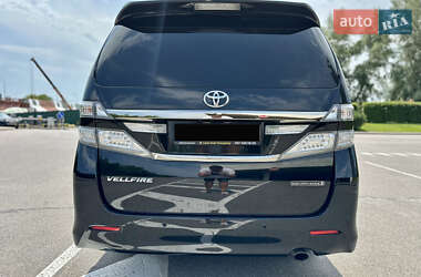 Минивэн Toyota Vellfire 2014 в 