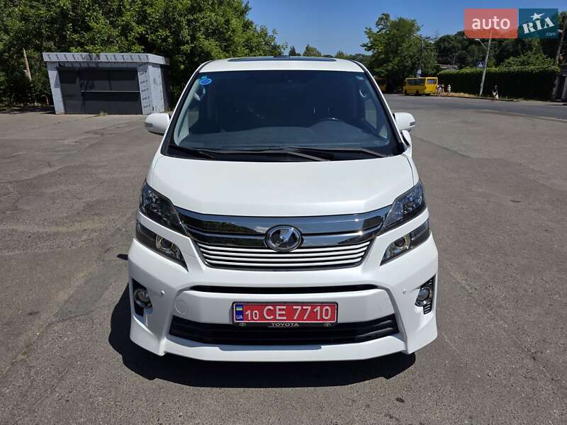 Toyota Vellfire 2012