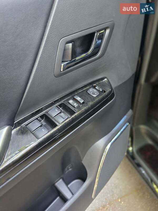 Минивэн Toyota Vellfire 2014 в Одессе