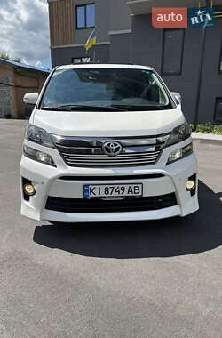 Мінівен Toyota Vellfire 2013 в Фастові