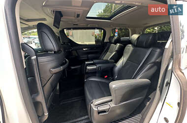Минивэн Toyota Vellfire 2015 в 