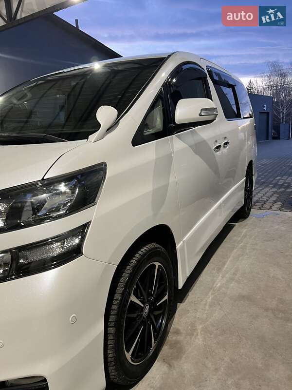 Минивэн Toyota Vellfire 2009 в Черновцах