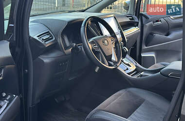 Минивэн Toyota Vellfire 2015 в 