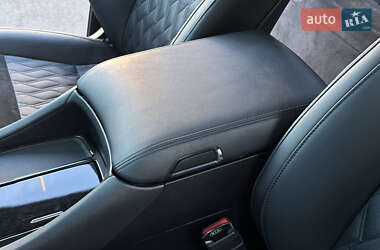 Минивэн Toyota Vellfire 2015 в 