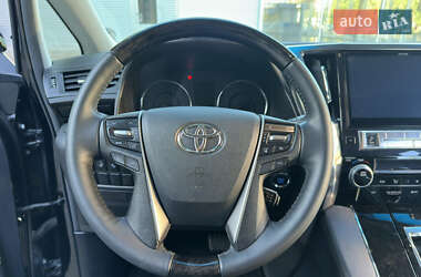 Минивэн Toyota Vellfire 2015 в 