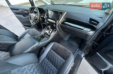 Минивэн Toyota Vellfire 2015 в 