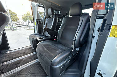 Минивэн Toyota Vellfire 2013 в 
