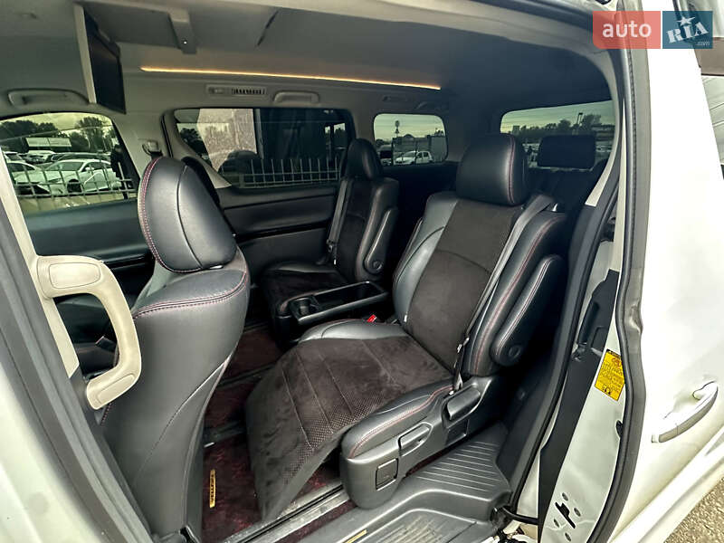 Мінівен Toyota Vellfire 2013 в Києві фото 10 Мінівен Toyota Vellfire 2013 в Києві