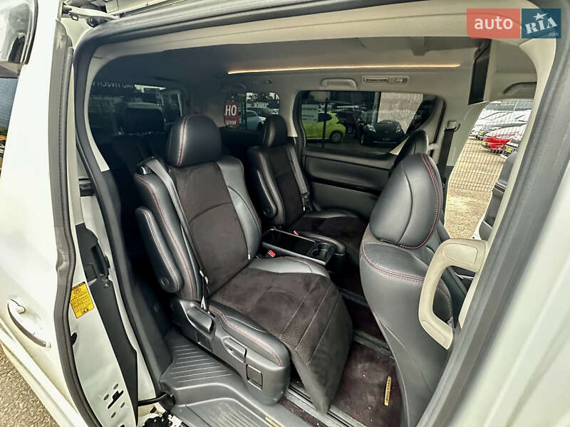 Мінівен Toyota Vellfire 2013 в Києві фото 27 Мінівен Toyota Vellfire 2013 в Києві