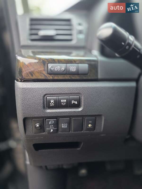 Мінівен Toyota Vellfire 2013 в Одесі фото 18 Мінівен Toyota Vellfire 2013 в Одесі