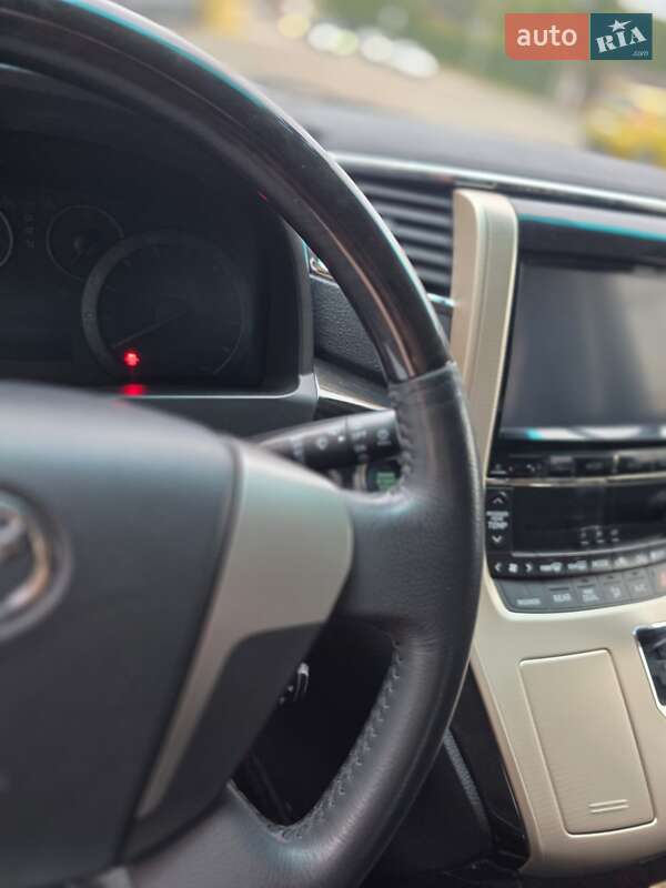 Мінівен Toyota Vellfire 2013 в Одесі фото 27 Мінівен Toyota Vellfire 2013 в Одесі