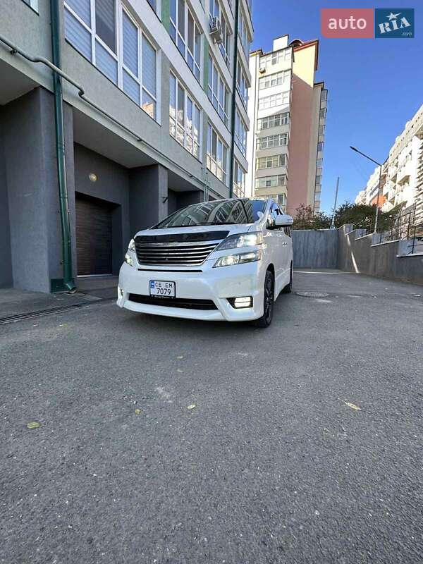 Минивэн Toyota Vellfire 2009 в Черновцах