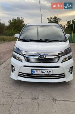 Минивэн Toyota Vellfire 2013 в Кривом Роге