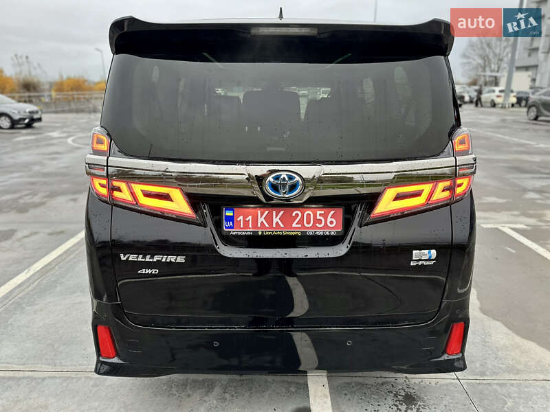 Мінівен Toyota Vellfire 2018 в Києві
