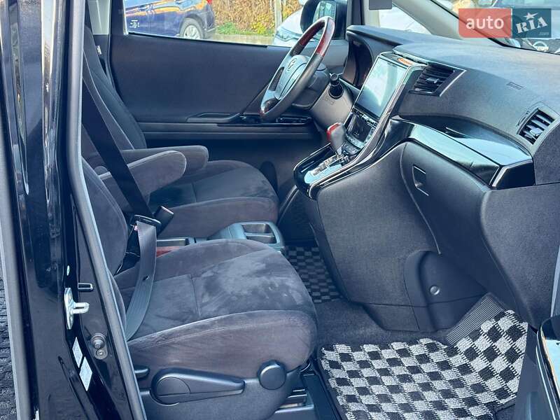 Минивэн Toyota Vellfire 2010 в Виннице