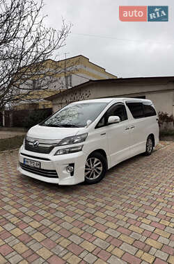Мінівен Toyota Vellfire 2013 в Одесі