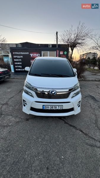 Минивэн Toyota Vellfire 2012 в Белгороде-Днестровском