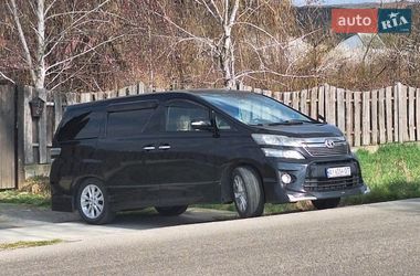 Мінівен Toyota Vellfire 2012 в Броварах