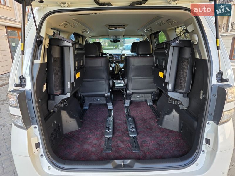 Мінівен Toyota Vellfire 2013 в Одесі