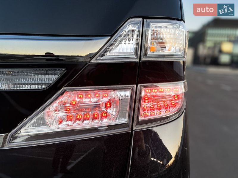 Минивэн Toyota Vellfire 2012 в Киеве фото 16 Минивэн Toyota Vellfire 2012 в Киеве