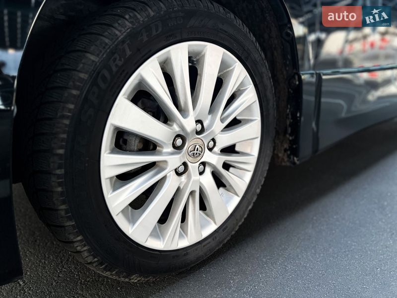 Минивэн Toyota Vellfire 2012 в Киеве фото 20 Минивэн Toyota Vellfire 2012 в Киеве