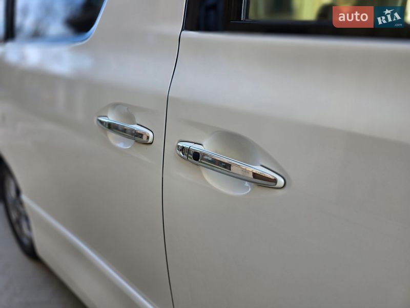 Минивэн Toyota Vellfire 2013 в Одессе