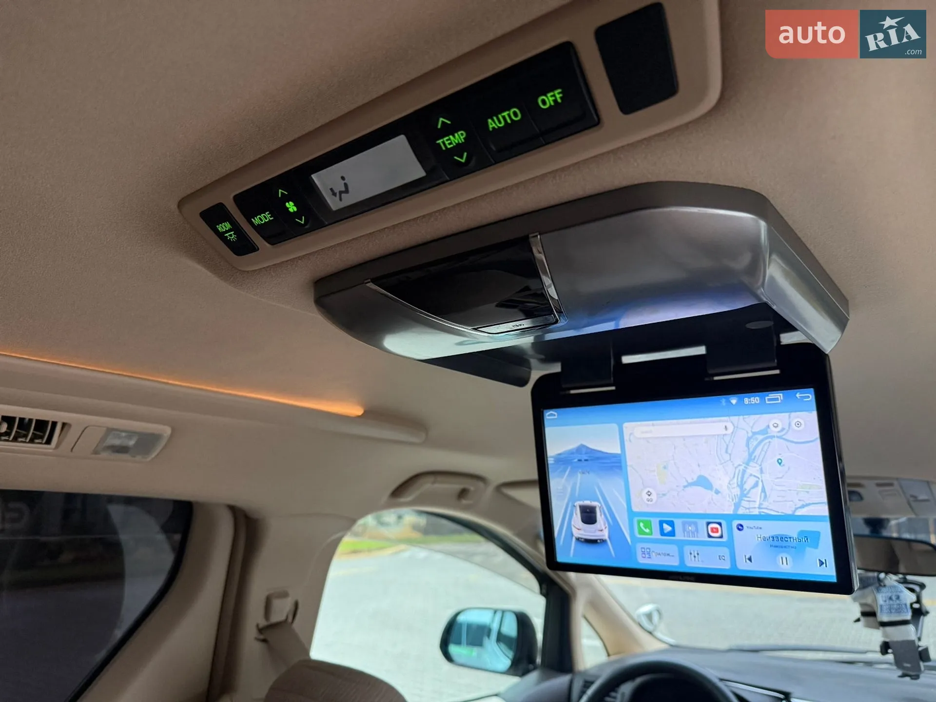 2010 Toyota Vellfire - мініатюра 14