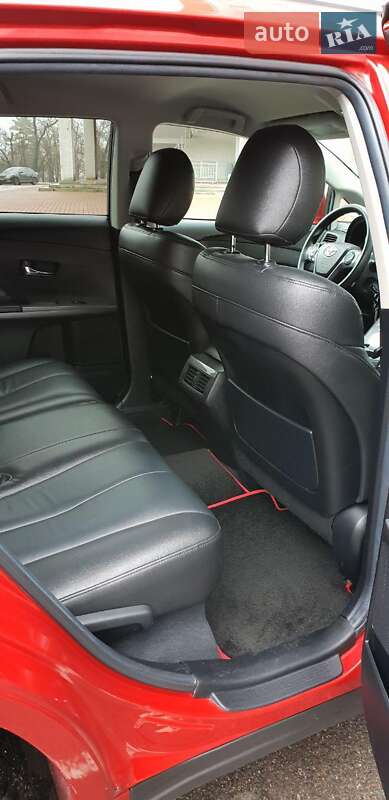 Позашляховик / Кросовер Toyota Venza 2013 в Одесі