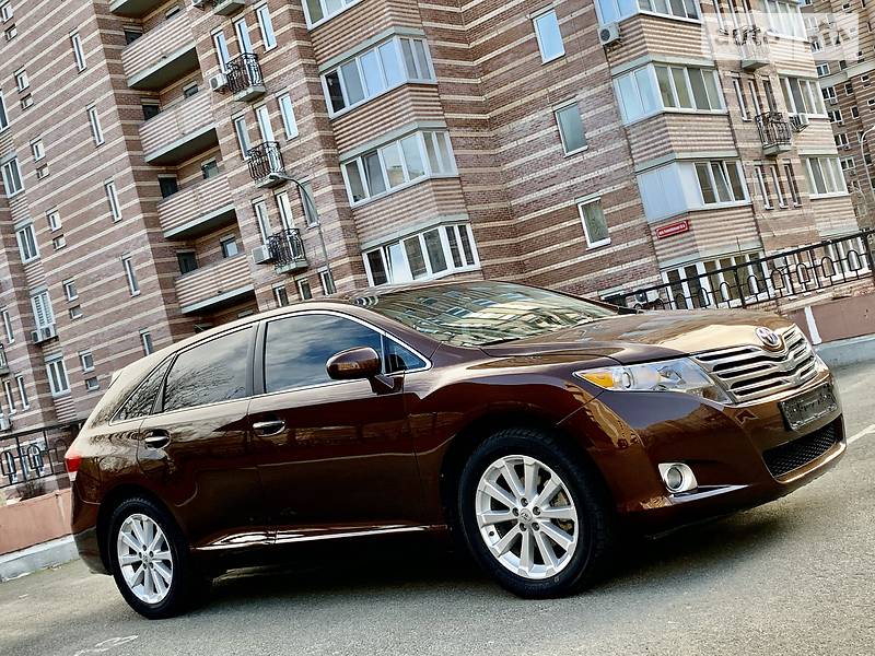 Універсал Toyota Venza 2010 в Києві