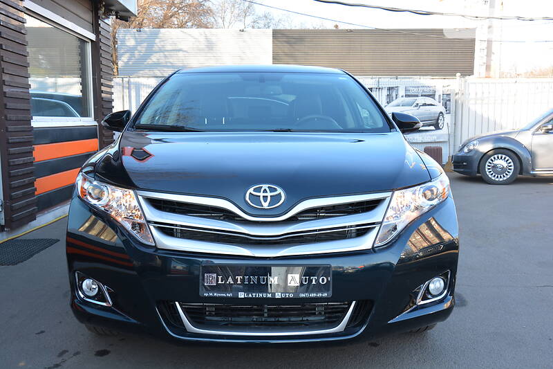 Позашляховик / Кросовер Toyota Venza 2015 в Одесі