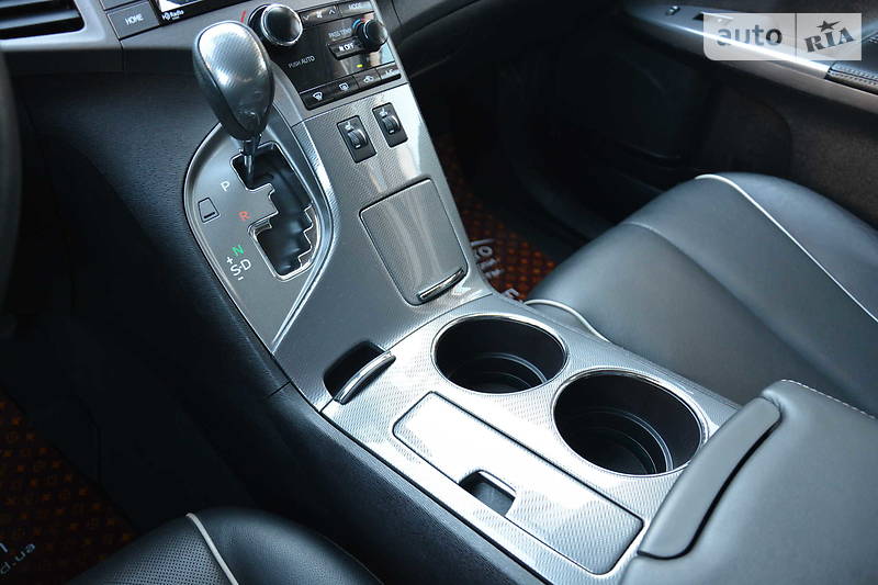Позашляховик / Кросовер Toyota Venza 2015 в Одесі