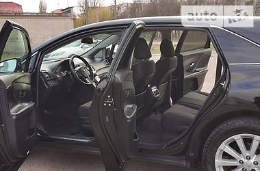 Позашляховик / Кросовер Toyota Venza 2012 в 