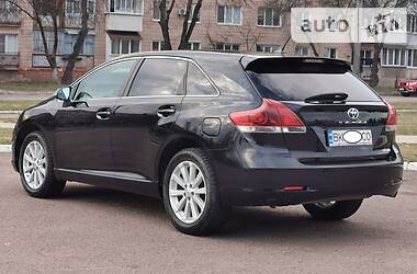 Позашляховик / Кросовер Toyota Venza 2012 в 