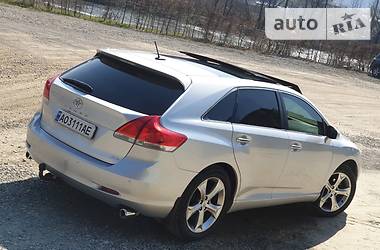 Позашляховик / Кросовер Toyota Venza 2010 в 