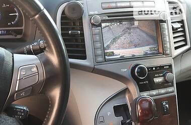 Позашляховик / Кросовер Toyota Venza 2010 в 