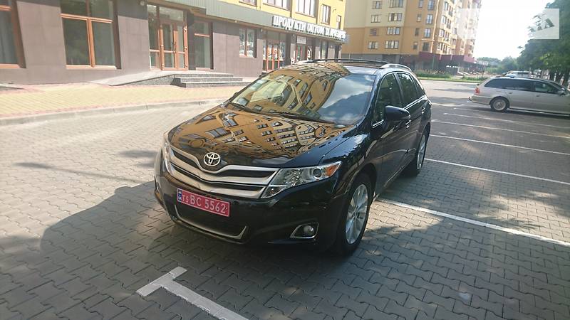 Внедорожник / Кроссовер Toyota Venza 2013 в Луцке