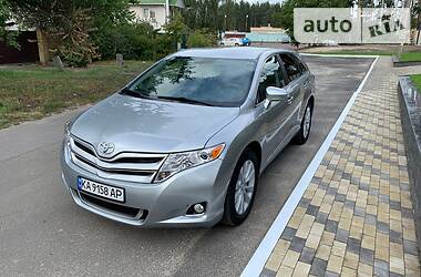 Позашляховик / Кросовер Toyota Venza 2014 в 