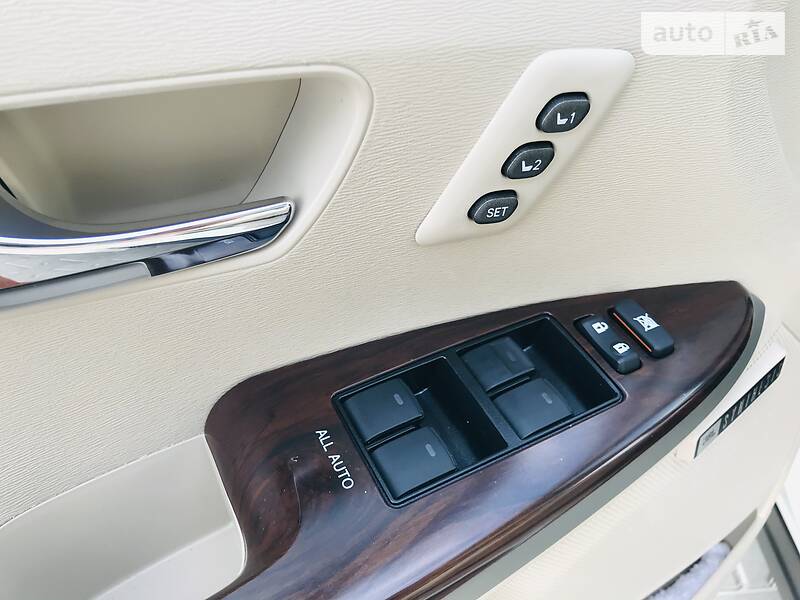 Внедорожник / Кроссовер Toyota Venza 2014 в Одессе