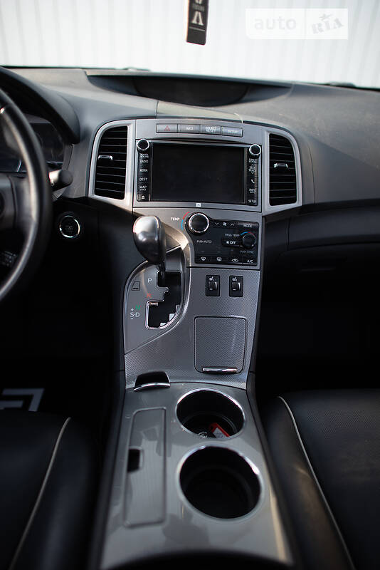 Універсал Toyota Venza 2013 в Чернівцях