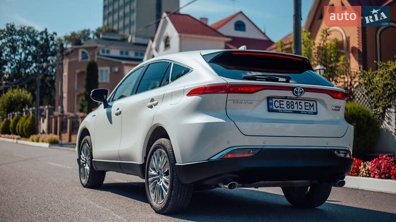Позашляховик / Кросовер Toyota Venza 2021 в Чернівцях