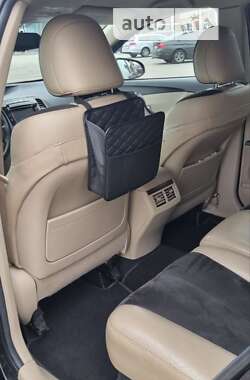 Внедорожник / Кроссовер Toyota Venza 2014 в 
