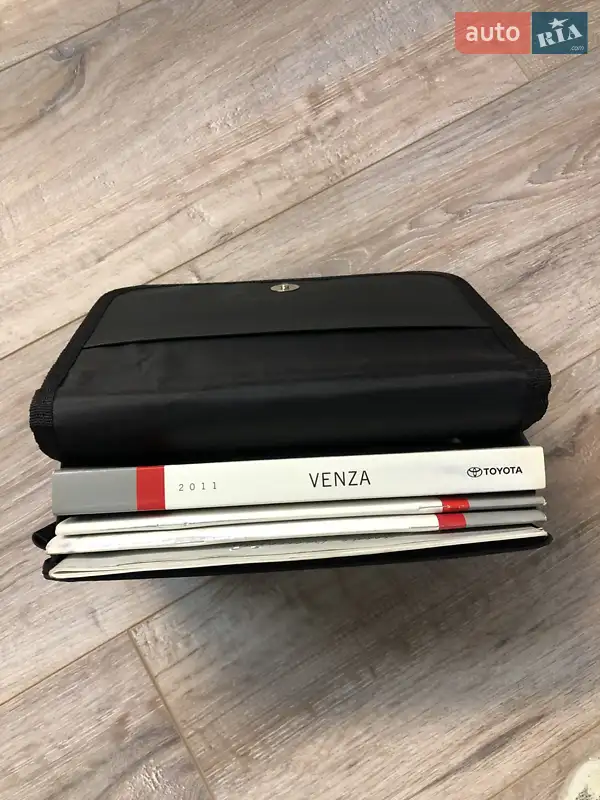 Позашляховик / Кросовер Toyota Venza 2011 в Миколаєві документ