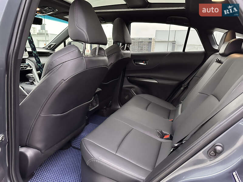 Позашляховик / Кросовер Toyota Venza 2021 в Києві