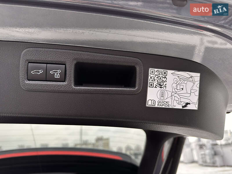 Позашляховик / Кросовер Toyota Venza 2021 в Києві