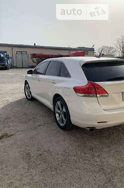 Внедорожник / Кроссовер Toyota Venza 2011 в Черноморске