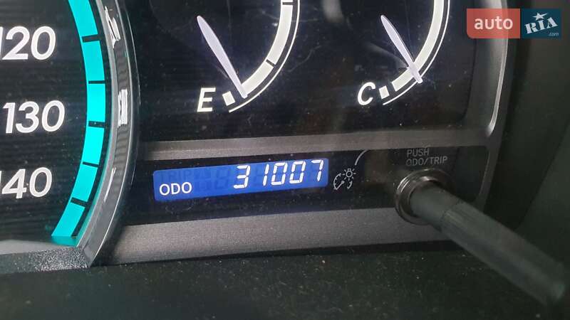 Внедорожник / Кроссовер Toyota Venza 2011 в Черкассах